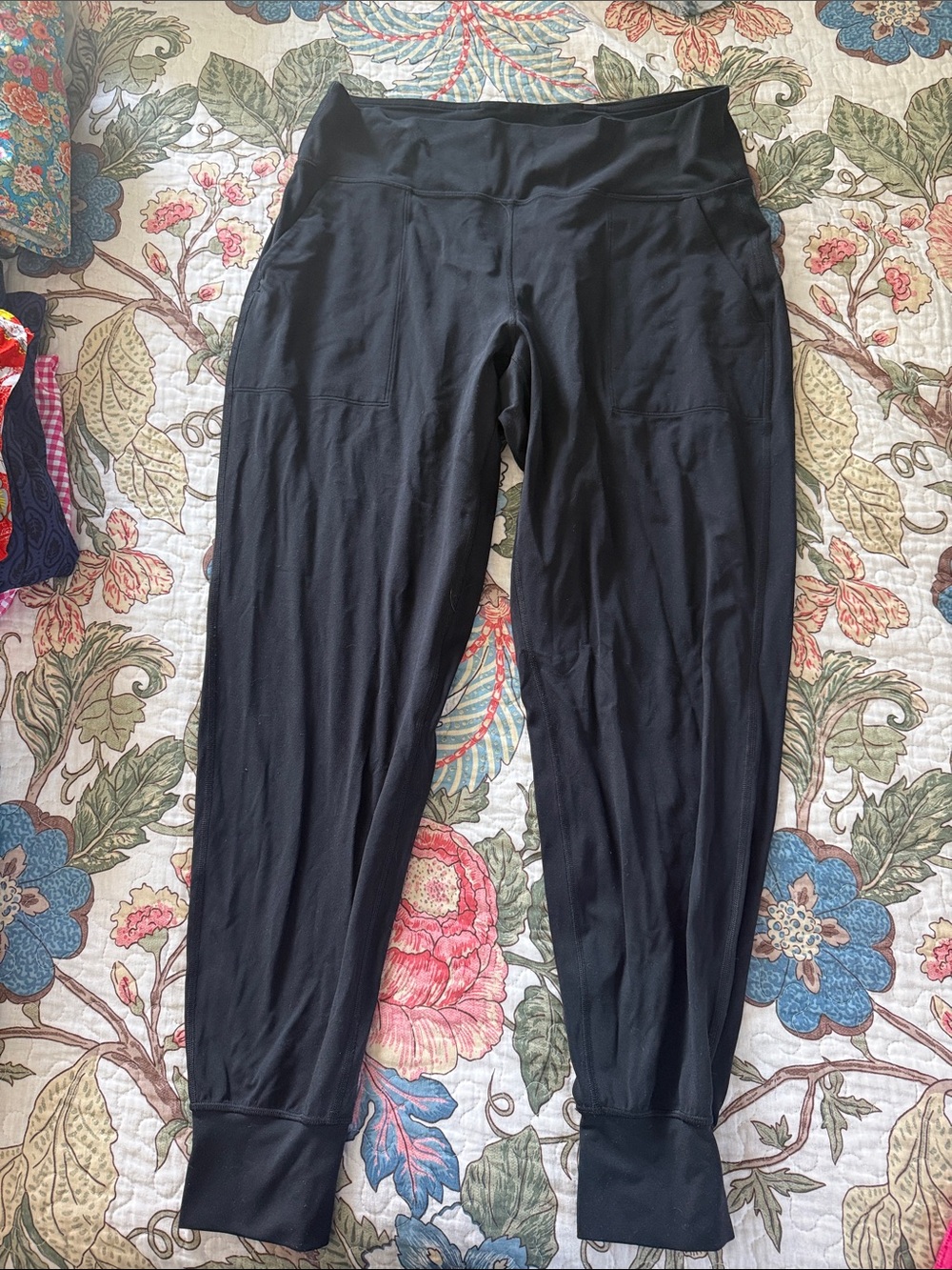 Black Lululemon High-Waist Jogger Pants
